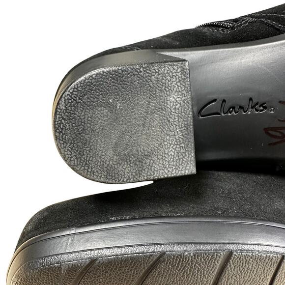 Clarks Bendables Black Suede Ankle Boots 68728 Women's Size 8.5W EUC - Picture 9 of 10